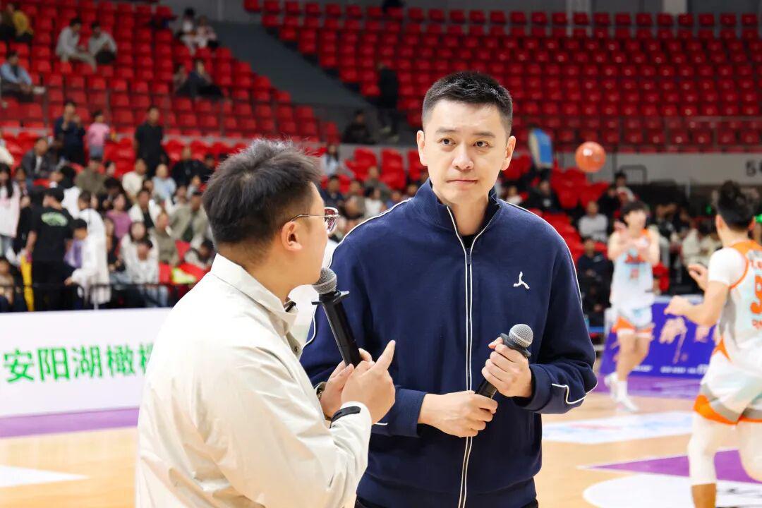 开云入口-杨鸣现身十堰：他们距离CBA仅一步之遥！
